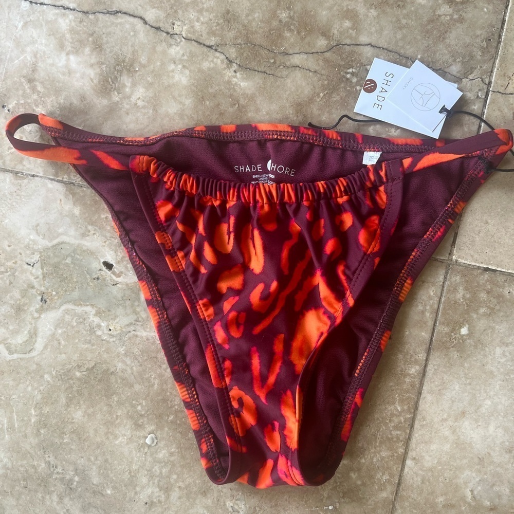 Shade Shore ladies bikini bottoms, NWT size medium 8/10 red and orange